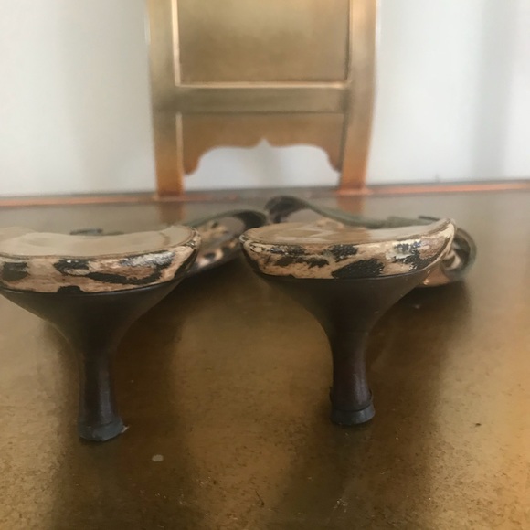 Sandals - Picture 3 of 3